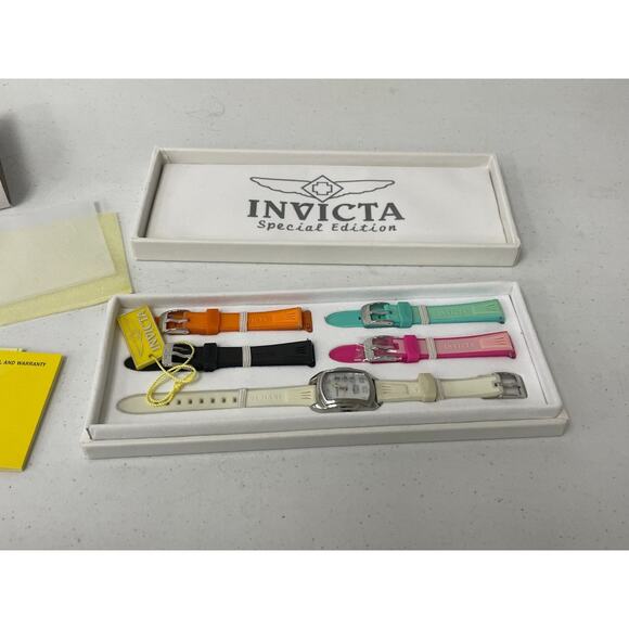 Invicta Lupah Special Edition Watch Set 4 Interchangeable Strap w/ Box & Manual - Picture 6 of 8